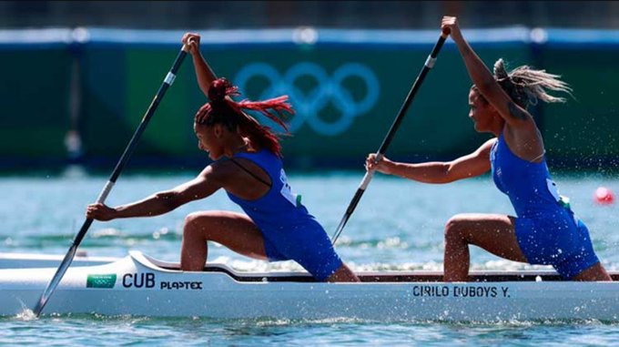Cubanas Cirilo y Nuevo ganan título en Mundial de canotaje Cubanas Cirilo y Nuevo ganan título en Mundial de canotaje