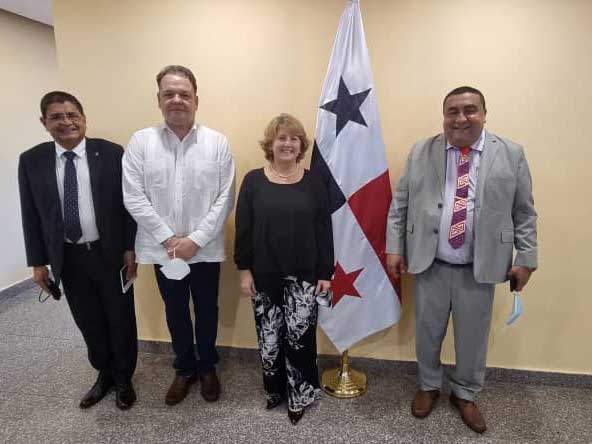 Panamá y Cuba abogan por consolidar nexos legislativos Panamá y Cuba abogan por consolidar nexos legislativos