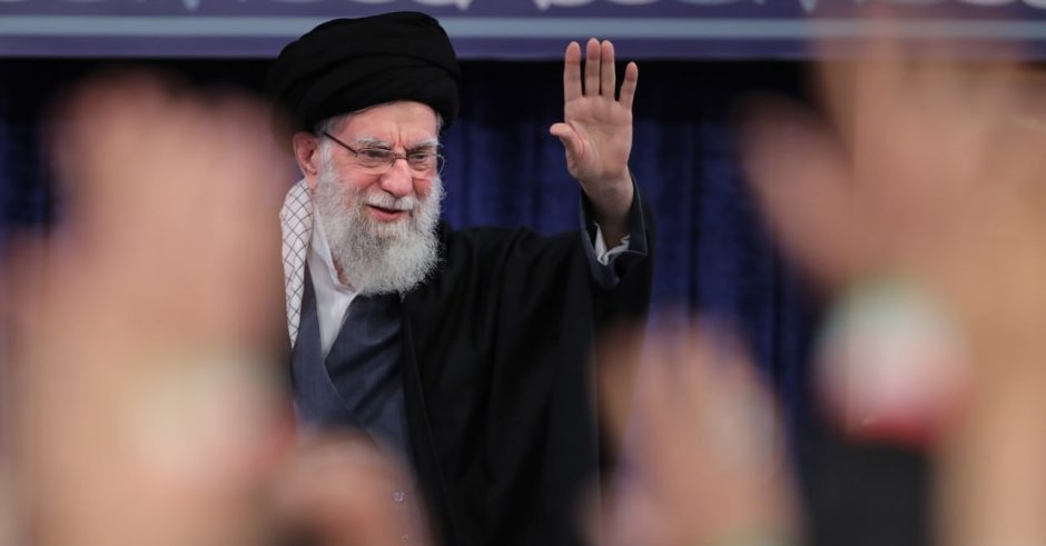 Confirman la muerte del líder supremo iraní, el ayatolá Alí Jameneí